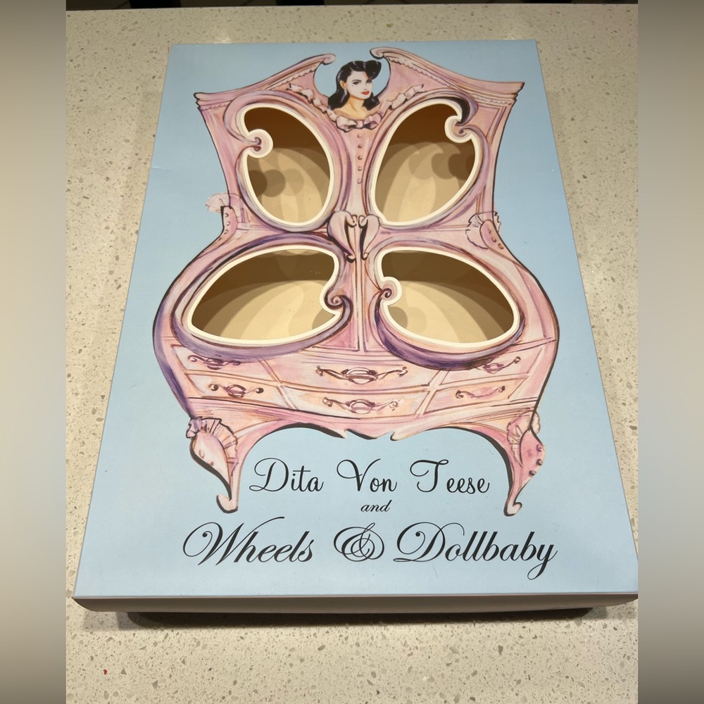 Wheels and Dollbaby Dita Cardigan Box - Picture 5 of 10